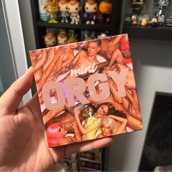 Jeffree Star Cosmetics Mini Orgy Palette - Picture 2 of 3